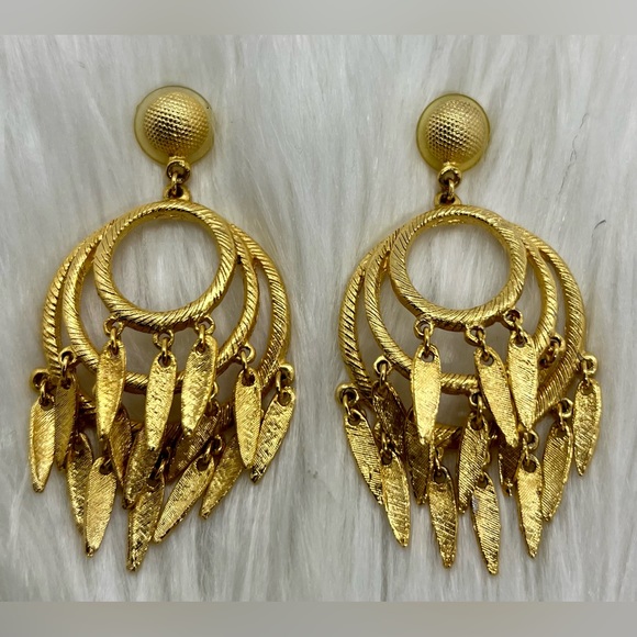 Jewelry - Large gold chandelier style earrings